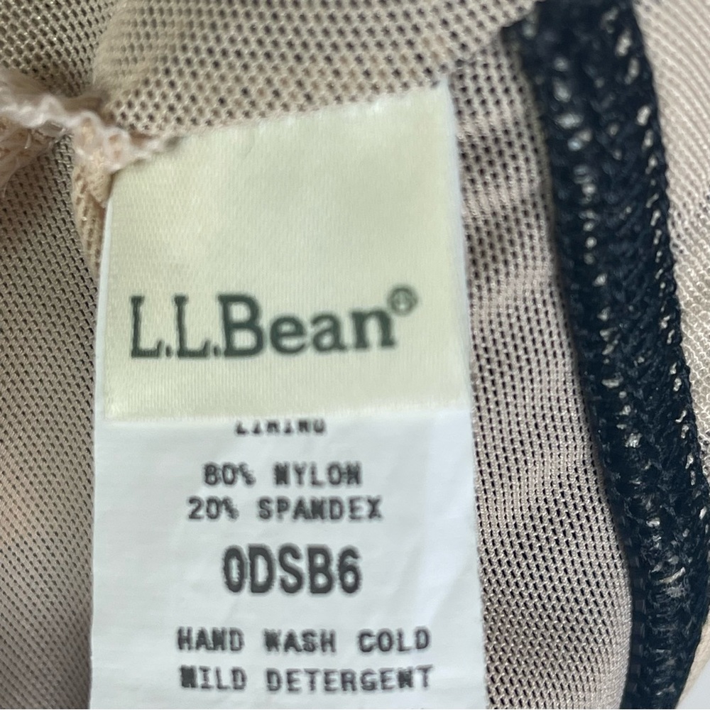 L.L. Bean Skirted One Piece Swimsuit B/W Tropical Floral Print Women's Size 12 - Picture 11 of 13